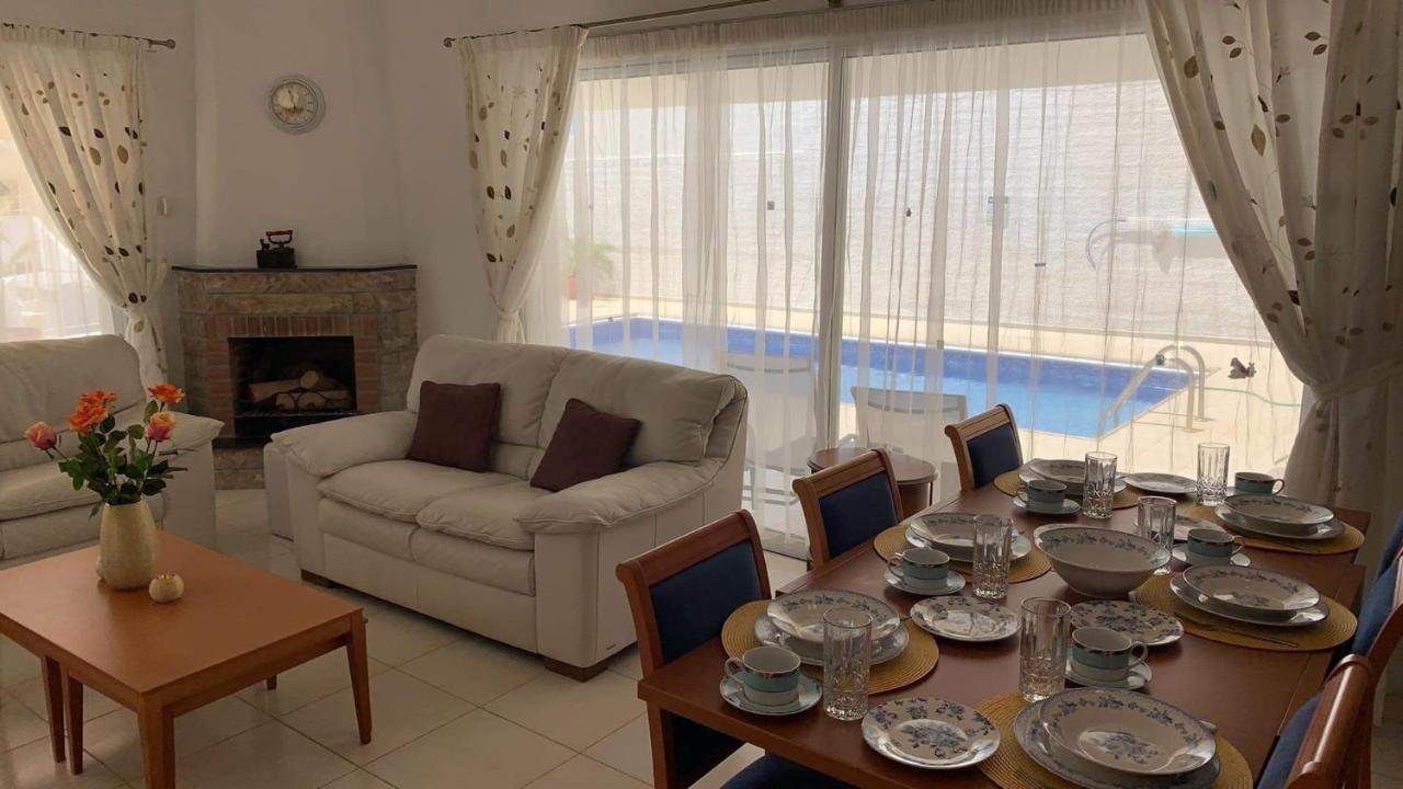 Peyia Palm Villa Paphos Ngoại thất bức ảnh