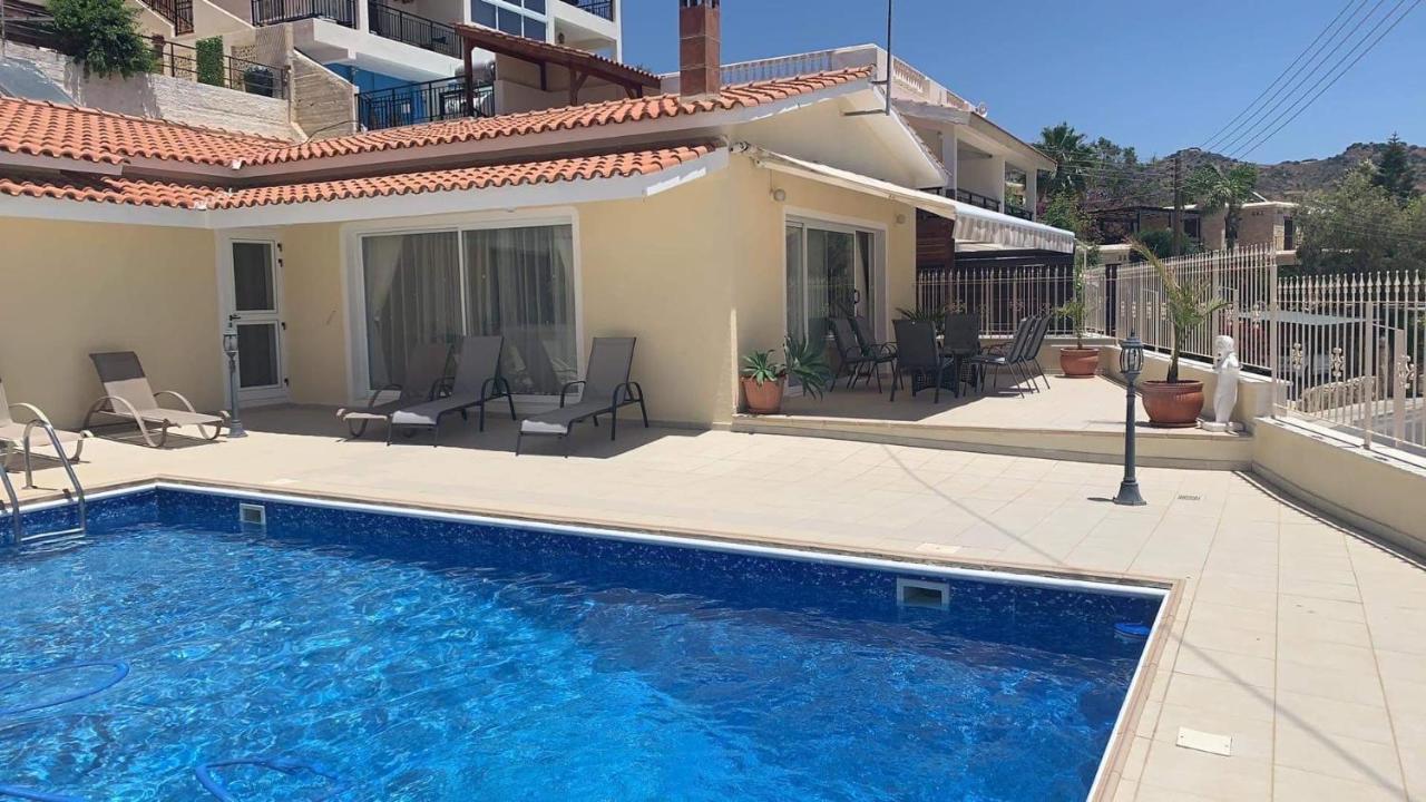Peyia Palm Villa Paphos Ngoại thất bức ảnh