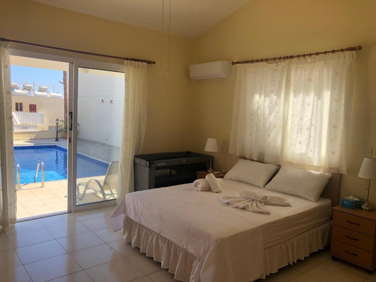 Peyia Palm Villa Paphos Ngoại thất bức ảnh